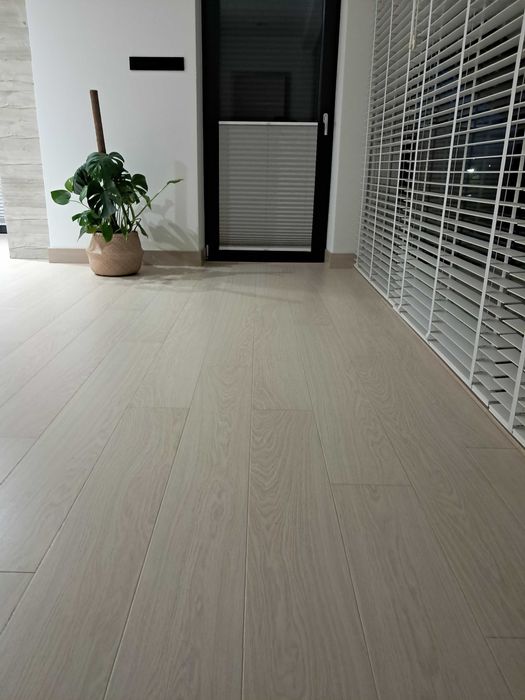 Panele podłogowe Pergo L0331 - 03372 modern plank dąb