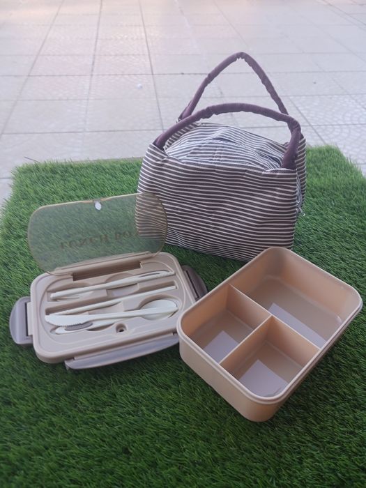 Lancheira térmica com lunch box