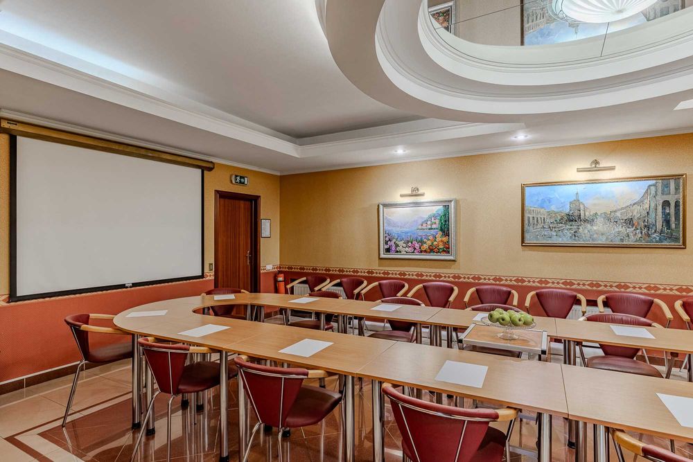 Сдается конференц-зал. Аренда. Почасово. м. Крещатик