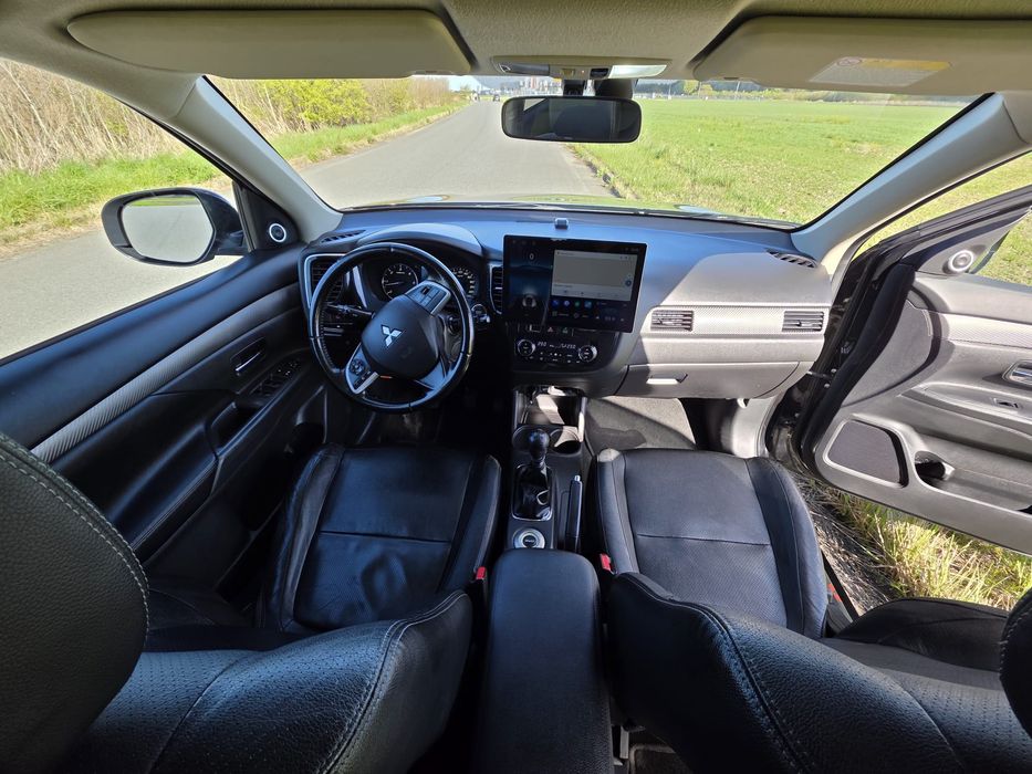 Mitsubishi Outlander 2013 4x4 7-osobowy bogata wersja wyposażenia