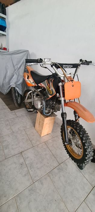 Pit bike supermotard