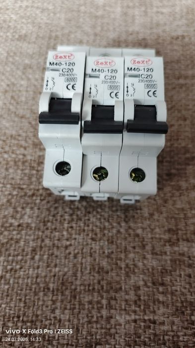 Wyłącznik nadprądowy c 20A