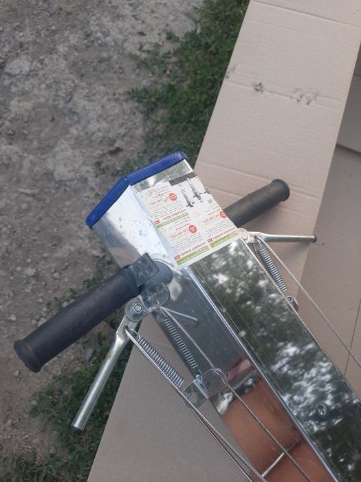 Ручний розсадосадильний пристрій
