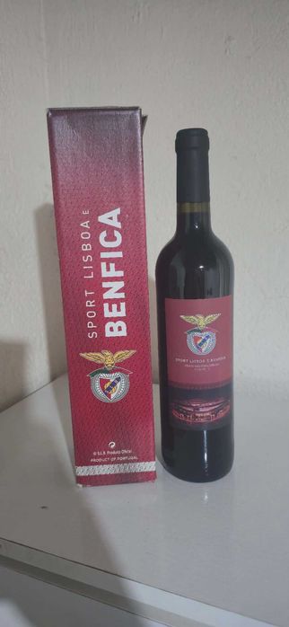 Lote de Garrafas do Benfica