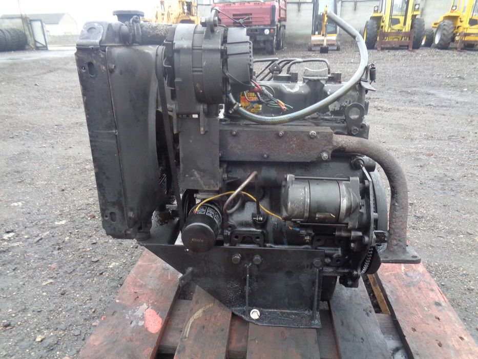 Silnik KUBOTA D850 3-cylindrowy diesel , 20KM z chłodnicą