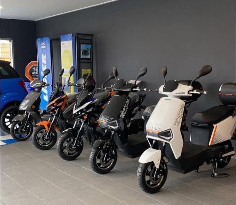 Scooter Elétrica , sem carta condução ( bicicleta , mota eletrica )
