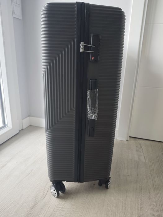 Mala Rígida Skyflite 77cms Nova
