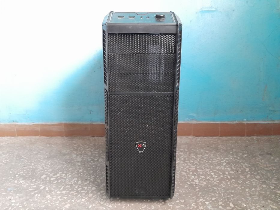 AeroCool XPredator X1 без боковых крышек