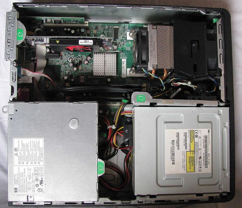 брендовый HP QuadCore Xeon X3220 6Gb 320Gb Radeon R5 235X Wi-Fi