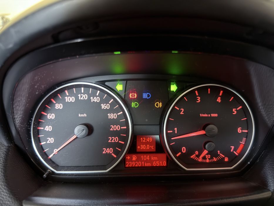 Bmw seria 1 rok prod 2004