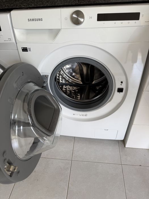 Máquina de lavar Samsung WW90T554DAW AddWash