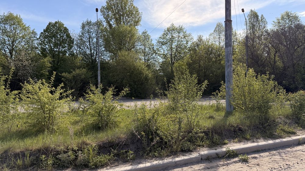 Продається земельна ділянка в промисловій зоні Тернополя.