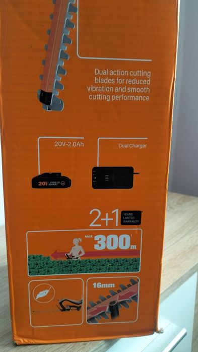 WORX Nożyce Akumulatorowe do żywopłotu WG261E + AKU 20V 2,0Ah + Ładowa