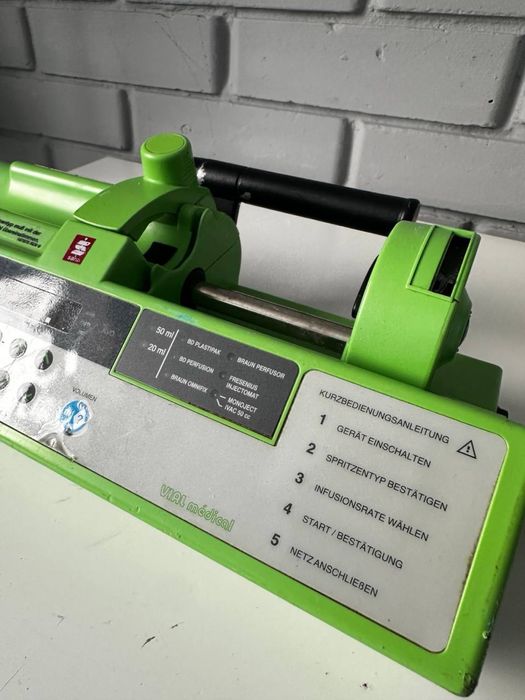 шприцевая помпа Fresenius Vial Pilote A2