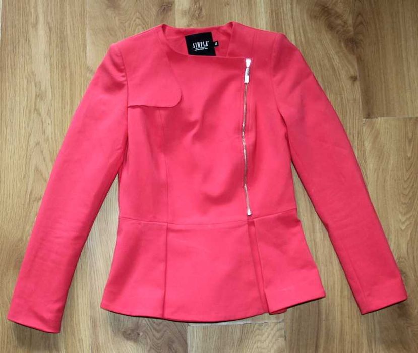 SIMPLE czerwona malinowa marynarka zakiet 34 xs 36 s baskina