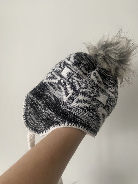 Продам нову шапку icepeak