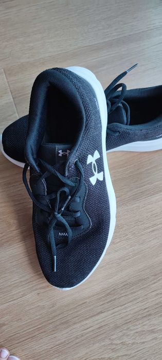Buty sportowe Under Armour roz. 41