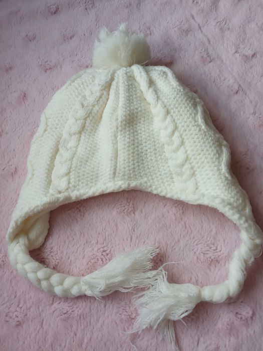 Czapeczka zimowa dziewczęca, rozmiar 6-9 miesięcy