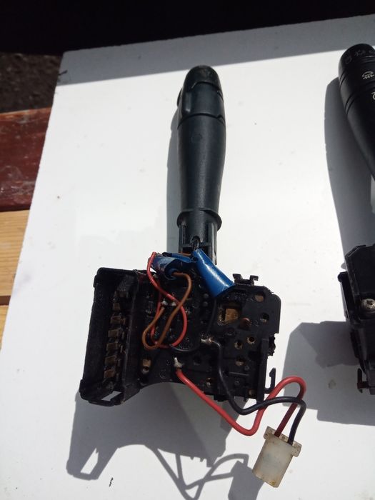 Перемикач поворотів  Рено RENAULT