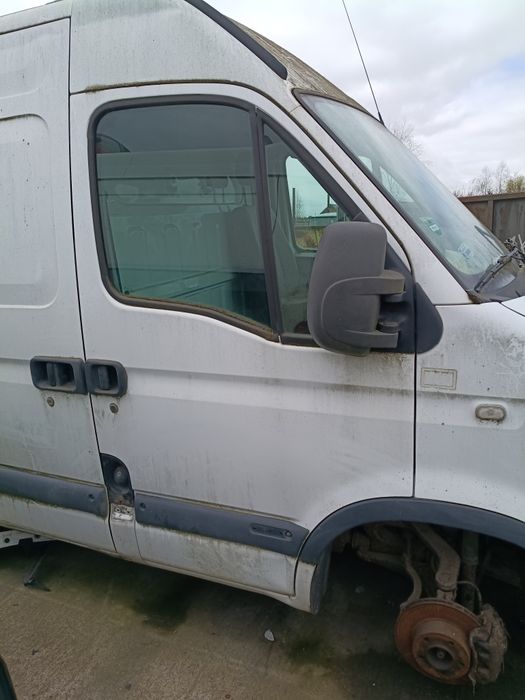 Renault master drzwi prawe lewe