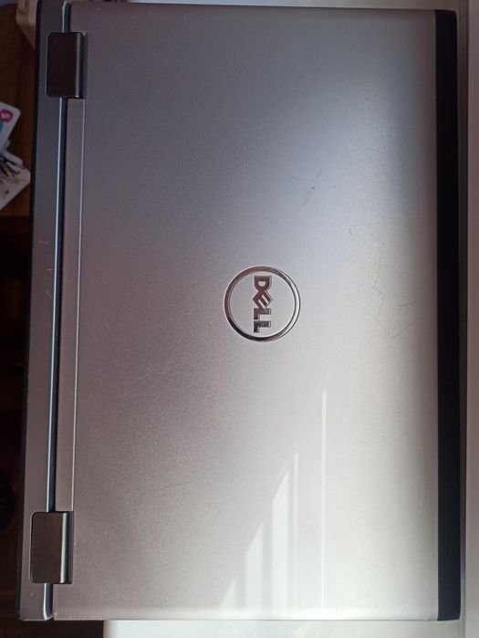 Laptop DELL Vostro V130