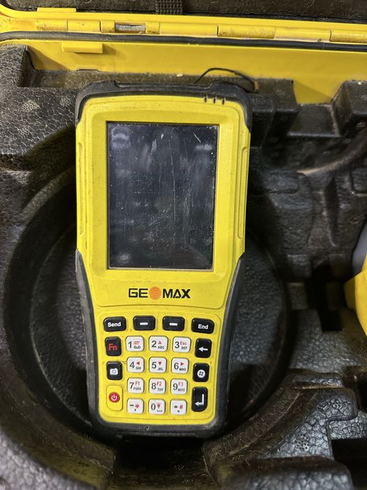 GNSS приймач Geomax Zenith 25 Pro + Zenius 5w Leica