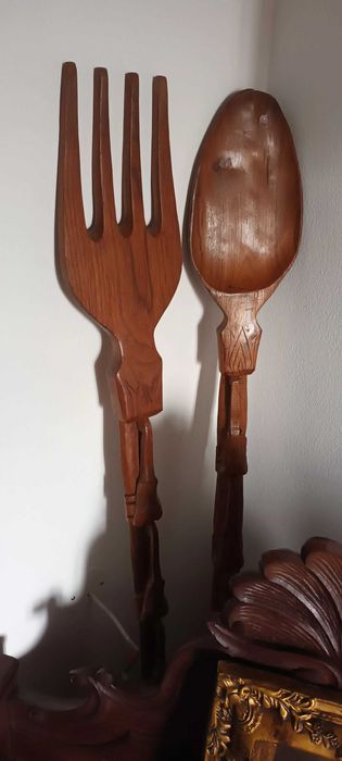 Estanhos, cobre e madeira