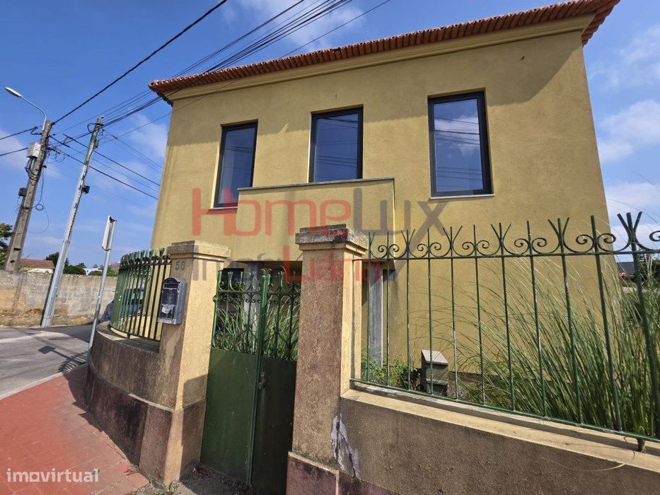 Detached House Under Reconstruction for Sale in Avanca