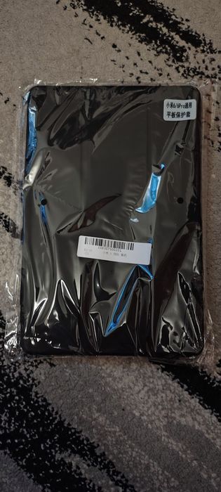 Etui mi pad 6 czarne nowe