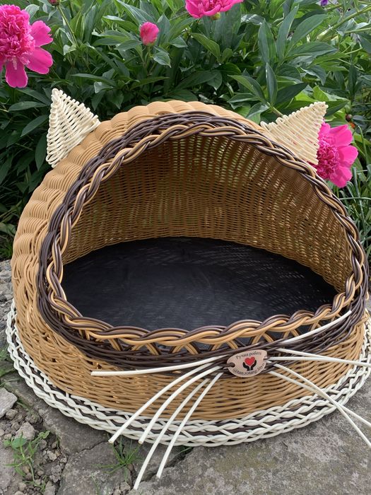 Лежанка для кота