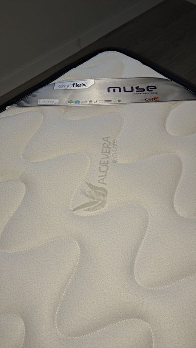 Cama solteiro rigorosamente nova