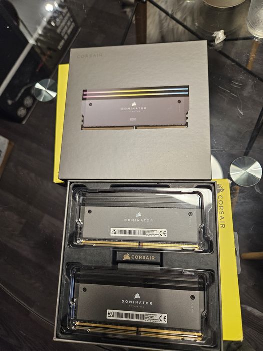 PC Gamer  Ryzen 7 9800X3D + RTX 4080 SUPER 64gb ddr5 corsair dominator