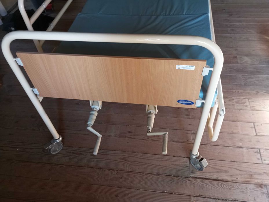 Cama articulada manual