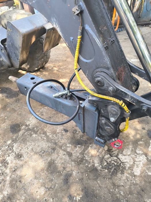 Młot hydrauliczny do kucia Mecalac 12