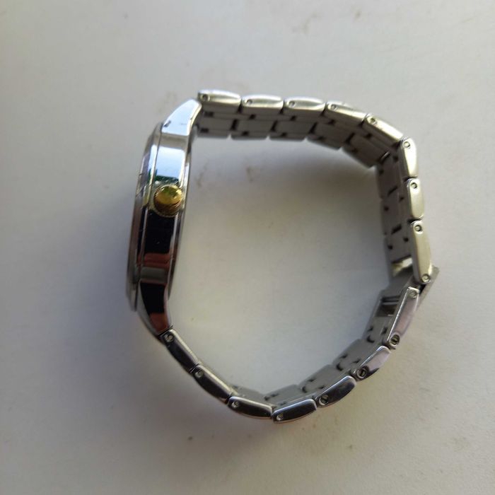 Sprzedam ładny zegarek LOS