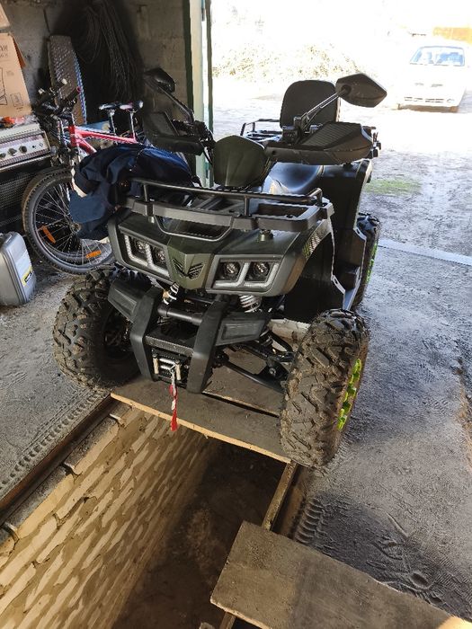 Продам квадроцикл comman scorpion 200