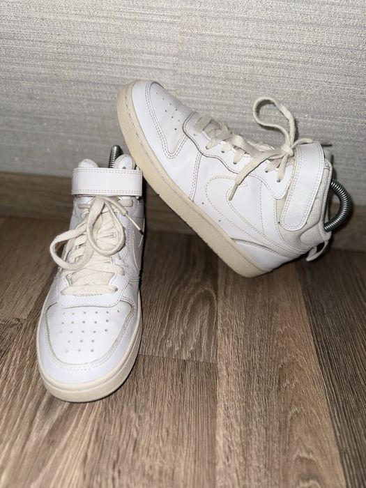 Шкіряні кросівки nike