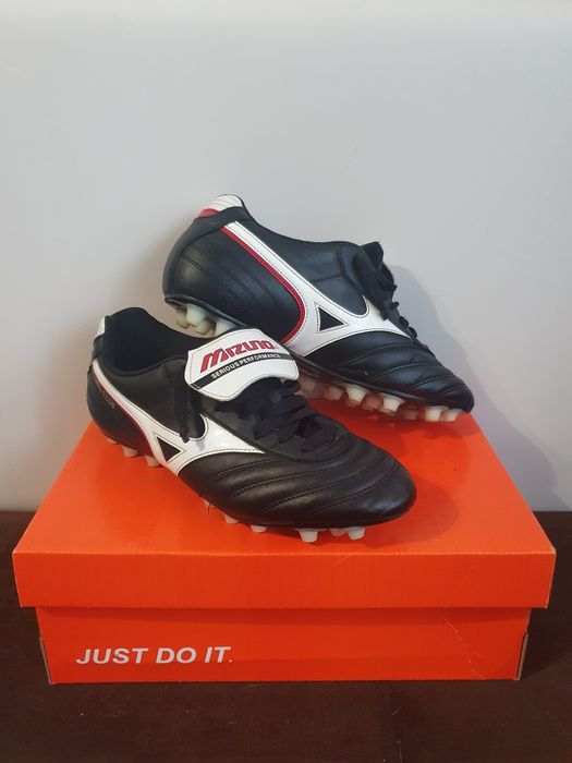 Копи,бампи,сороконожки, Mizuno 41. 26см.