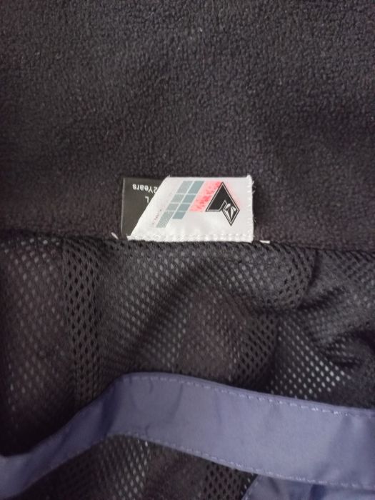 Corta vento de menino volcom