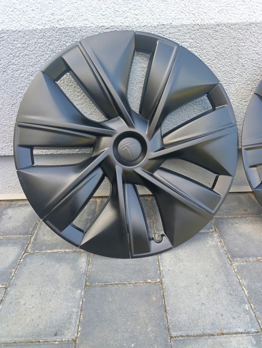 ковпаки tesla model Y R19 ідеал