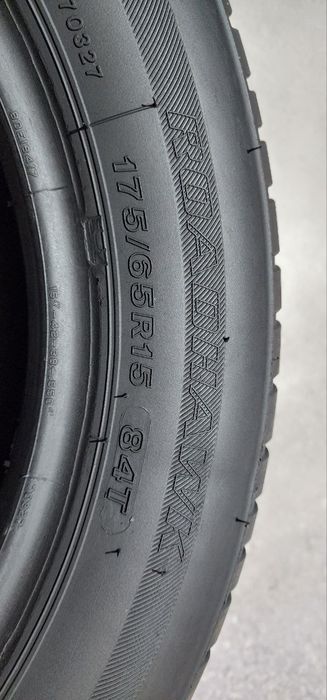 175.65.15 Firestone Roadhawk 2шт