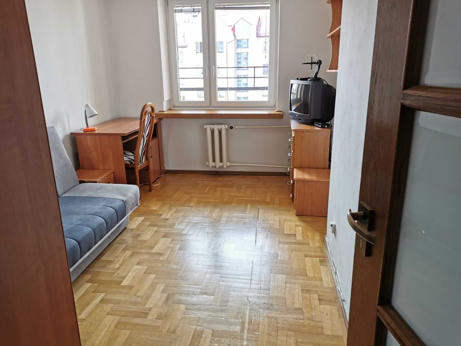 Nowe Miasto, ul. Wiejska 70, blisko PB, UwB, UMFC, pokój z balkonem