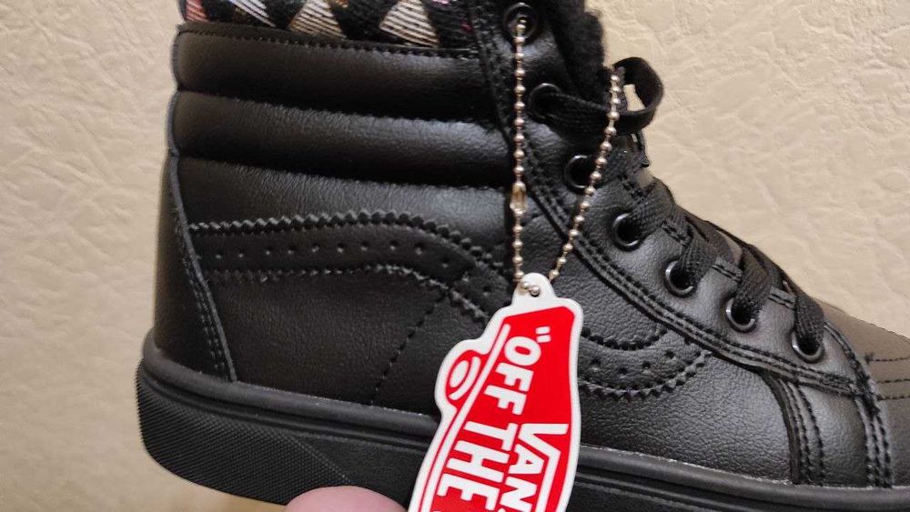 Кеды Vans черные зимние