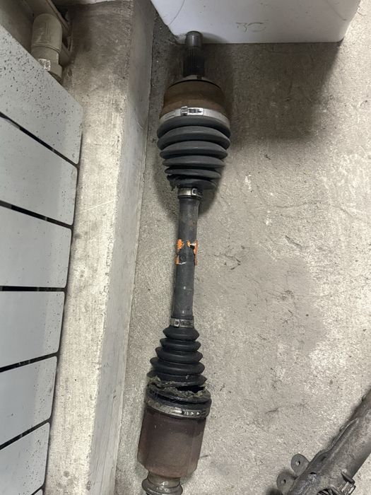 Полуось акура тлх 23г