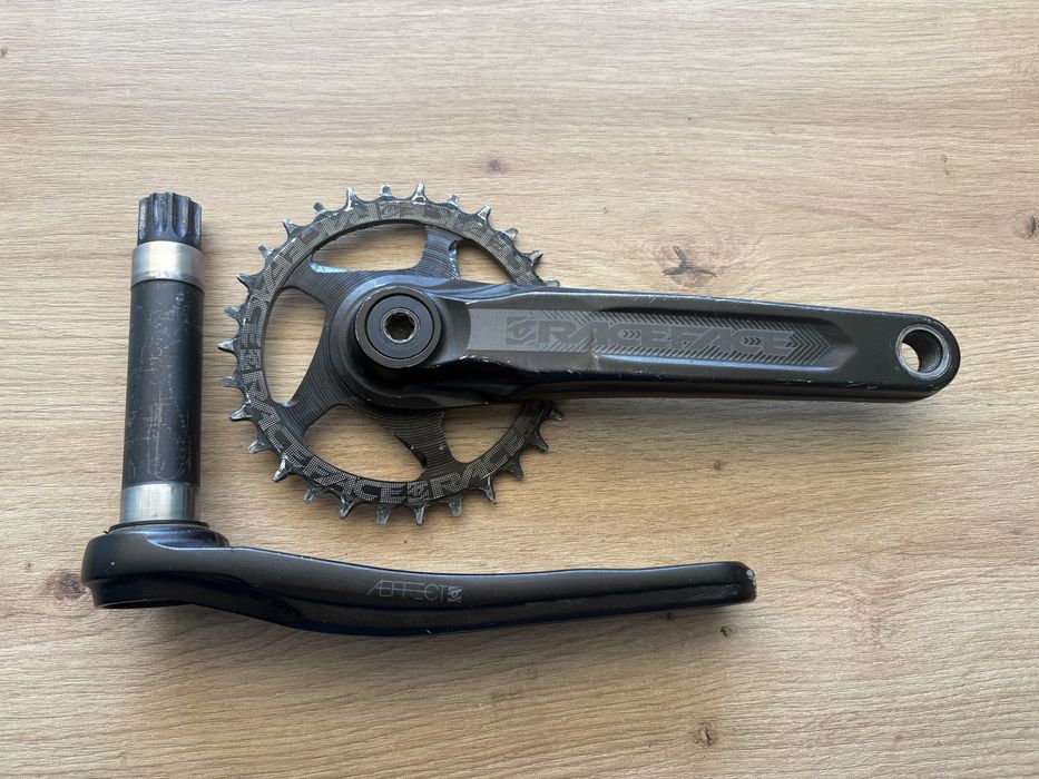 Шатуни MTB Enduro/DH - RaceFace Aeffect 175 мм.