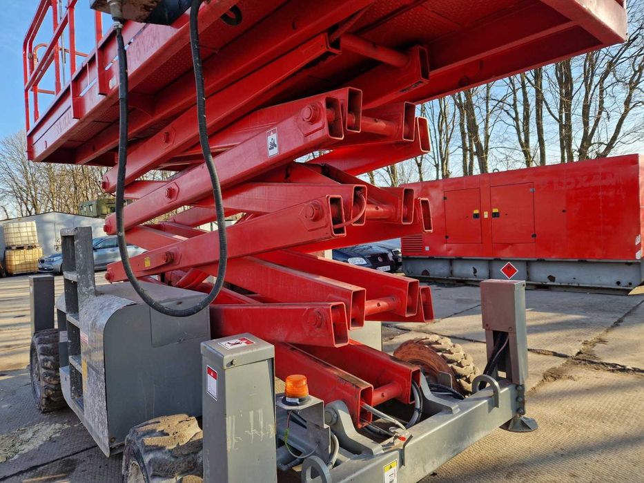 Ножничний підйомник Haulotte H15SXL, пеканіска