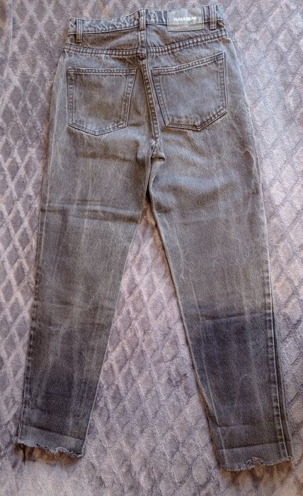 Dżinsy z dziurami XS
