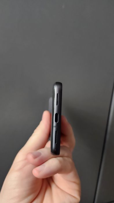 Продам Google Pixel 8 128 GB Obsidian