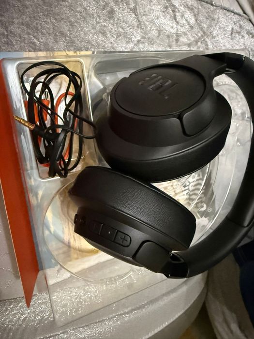 Auscultadores  jbl tune 710 bt