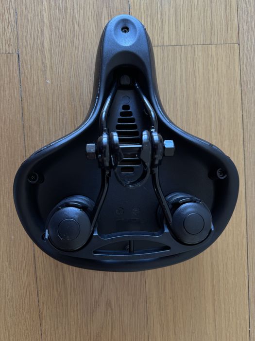 Selim ergonómico confortável